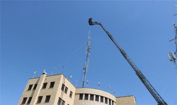 اولین نردبان 40 متری بازو مفصلی در اصفهان رونمایی شد