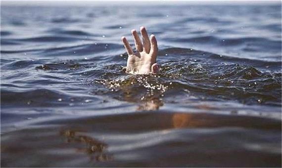 یک نوجوان در آب های دریاچه قایقرانی ذوب آهن غرق شد