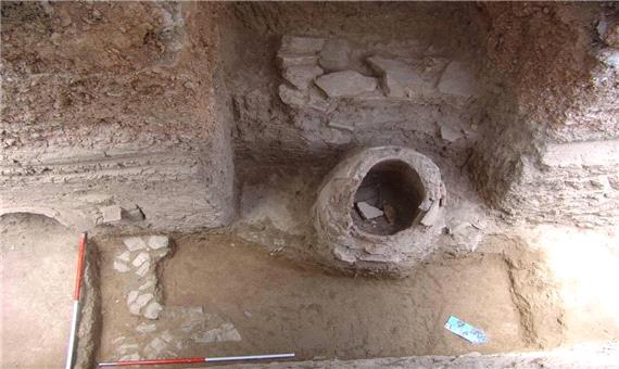 کشف 2 کارگاه اشکانی در تپه تاریخی اشرف اصفهان