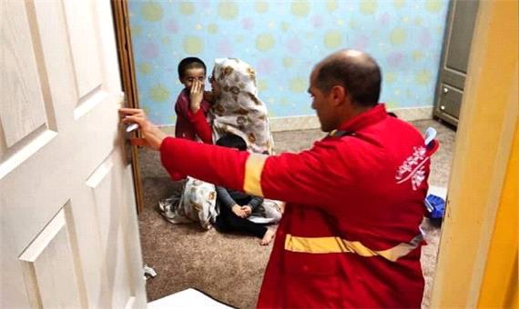 نجات دوقلو‌های سه ساله با تلاش آتش‌نشانان کاشانی