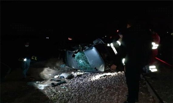 تصادف جاده قلعه شور اصفهان 3 کشته و یک مصدوم داشت