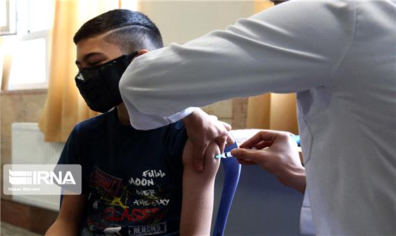 نیمی ازدانش‌آموزان متوسطه اول و دوم در اصفهان واکسن کرونا دریافت کردند
