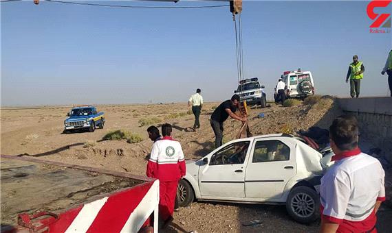 یک کشته و 2 مصدوم نتیجه  واژگونی ال نود در اردستان