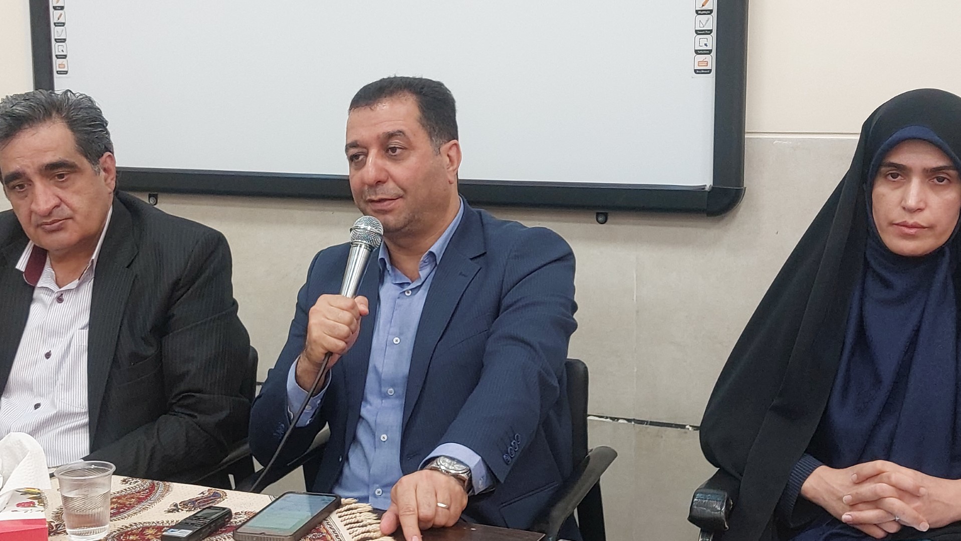 سیاست آموزش‌وپرورش تقویت رشته‌های ریاضی و فنی است