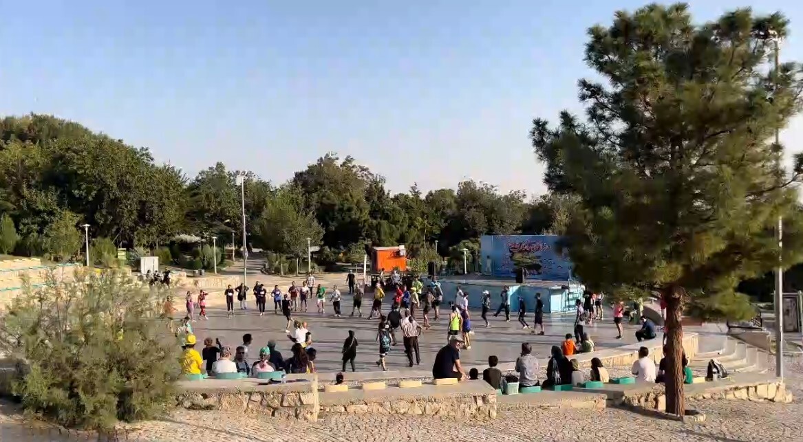 برگزاری رقابت‌های دوی کوهستان در کوه صفه اصفهان