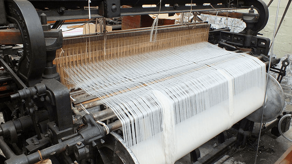 کشف دستگاه‌های ریسندگی ۱۰۰ میلیارد ریالی قاچاق در نجف‌آباد