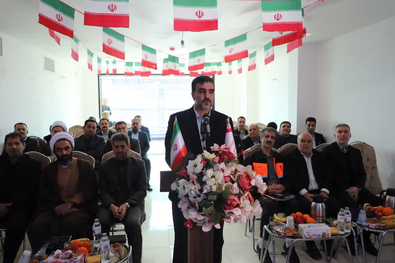 بهره برداری و کلنگ زنی ۲۶۳ طرح راهداری و عمرانی استان اصفهان