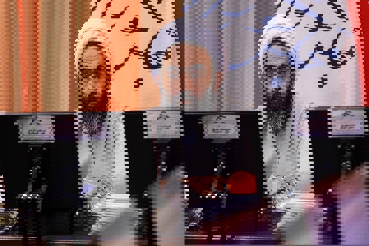 نقدعلی: با آمار دروغ درباره زاینده‌رود برخورد قضایی شود