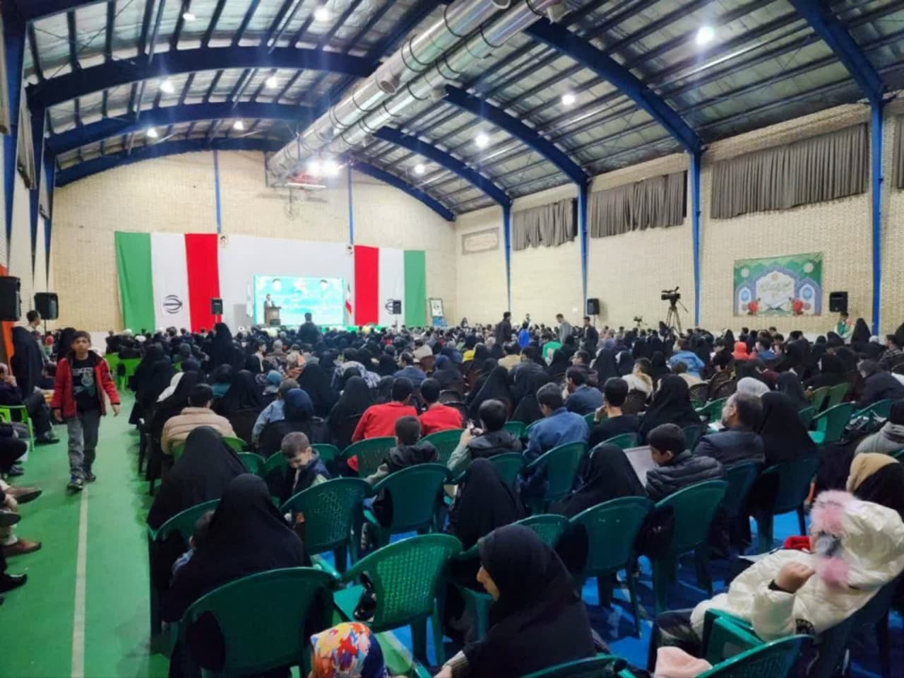 برگزاری همایش بزرگ قرآنی دانش آموزان کاشان