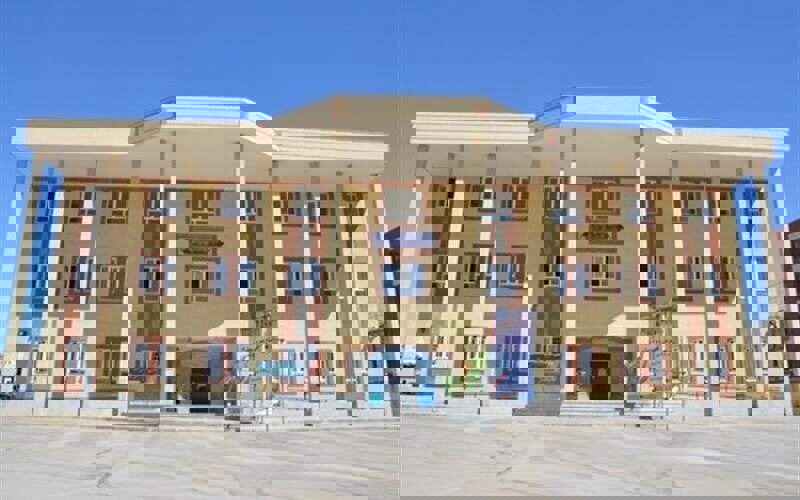 نهضت توسعه عدالت آموزشی در اردستان شتاب گرفت؛ ساخت ۳ مدرسه خیر ساز