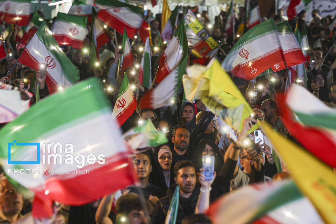 سرمقاله خراسان/ تیشه‌ شجاعت بر پروپاگاندای ضدانقلاب