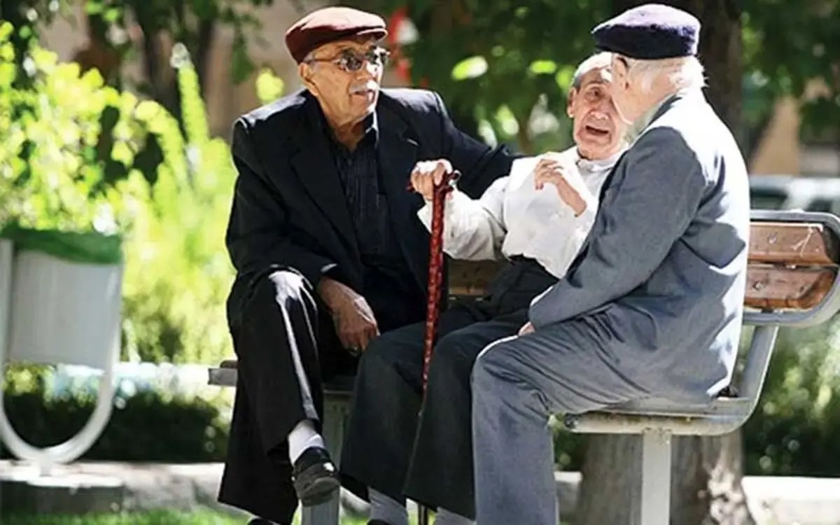سفره خالی بازنشستگان با ۲۰ درصد افزایش حقوق
