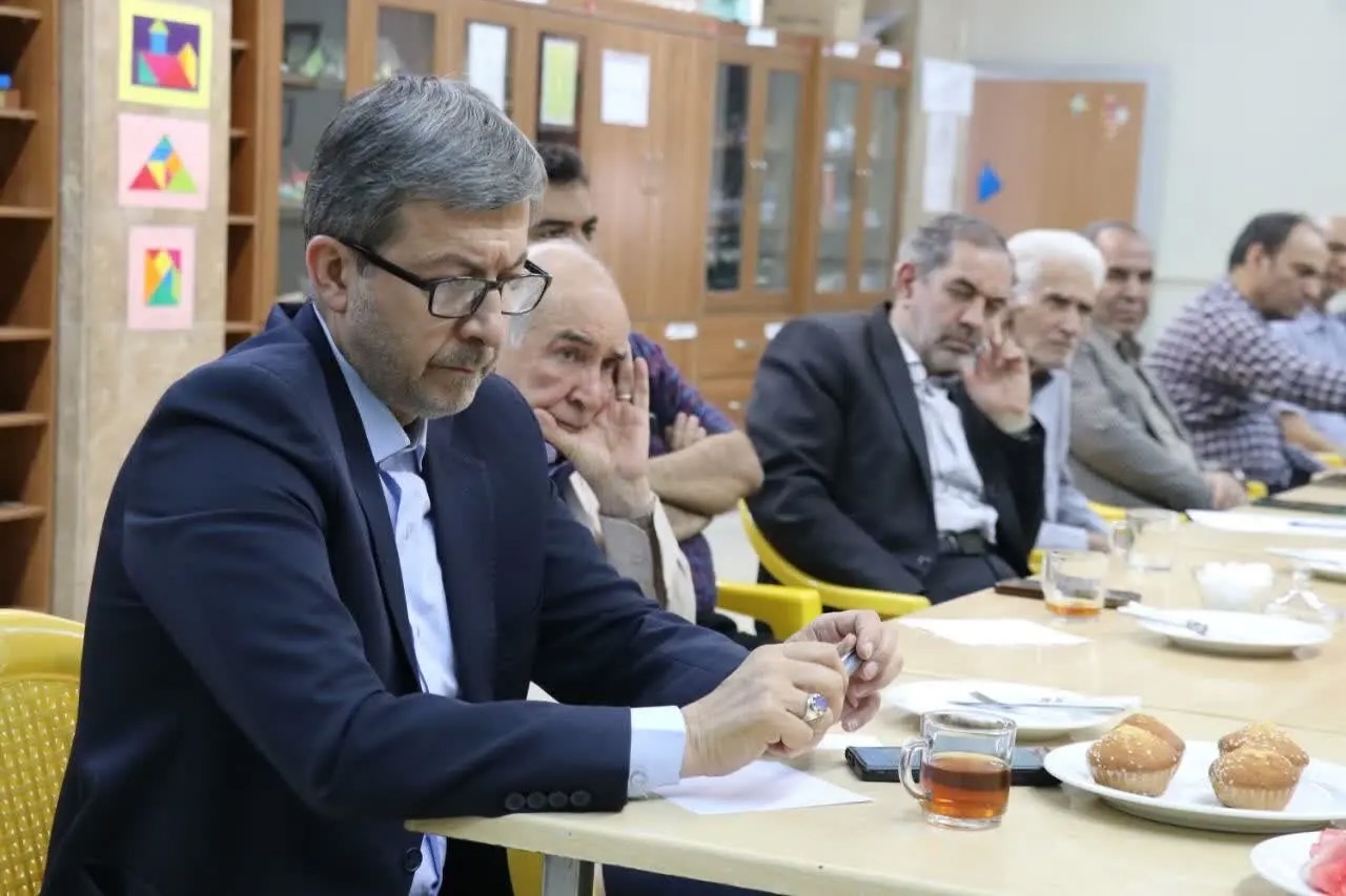 خانه‌های علم باید به کانون نوآوری و حل مسائل استان تبدیل شوند
