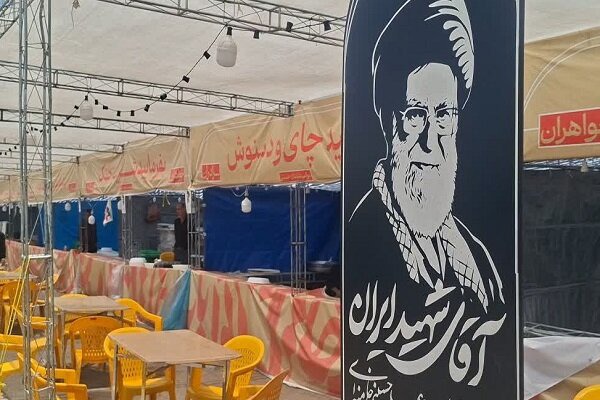 اسکان زائران از ۱۶ استان و توزیع بیش از ۱۲۵۰۰ وعده غذایی در کاشان