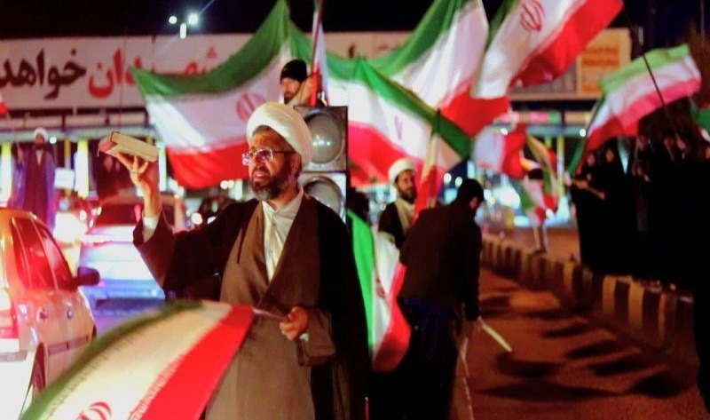 موکب‌های پذیرایی در خدمت زائران بدرقه امام شهید