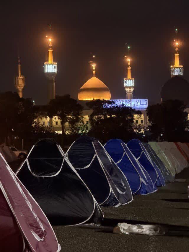 ارائه ۳۵۱ خدمت درمانی به زائران بدرقه رهبر شهید