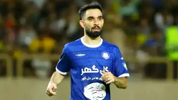 مهاجم گل گهر راهی سپاهان شد