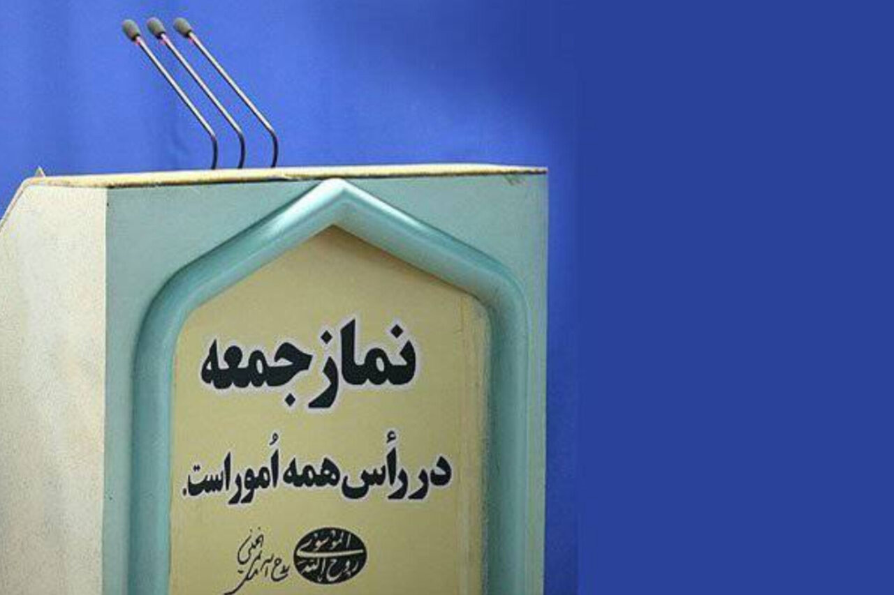 امام جمعه فریدن: دشمن با چهره «خودی» به دنبال استحاله انقلاب است