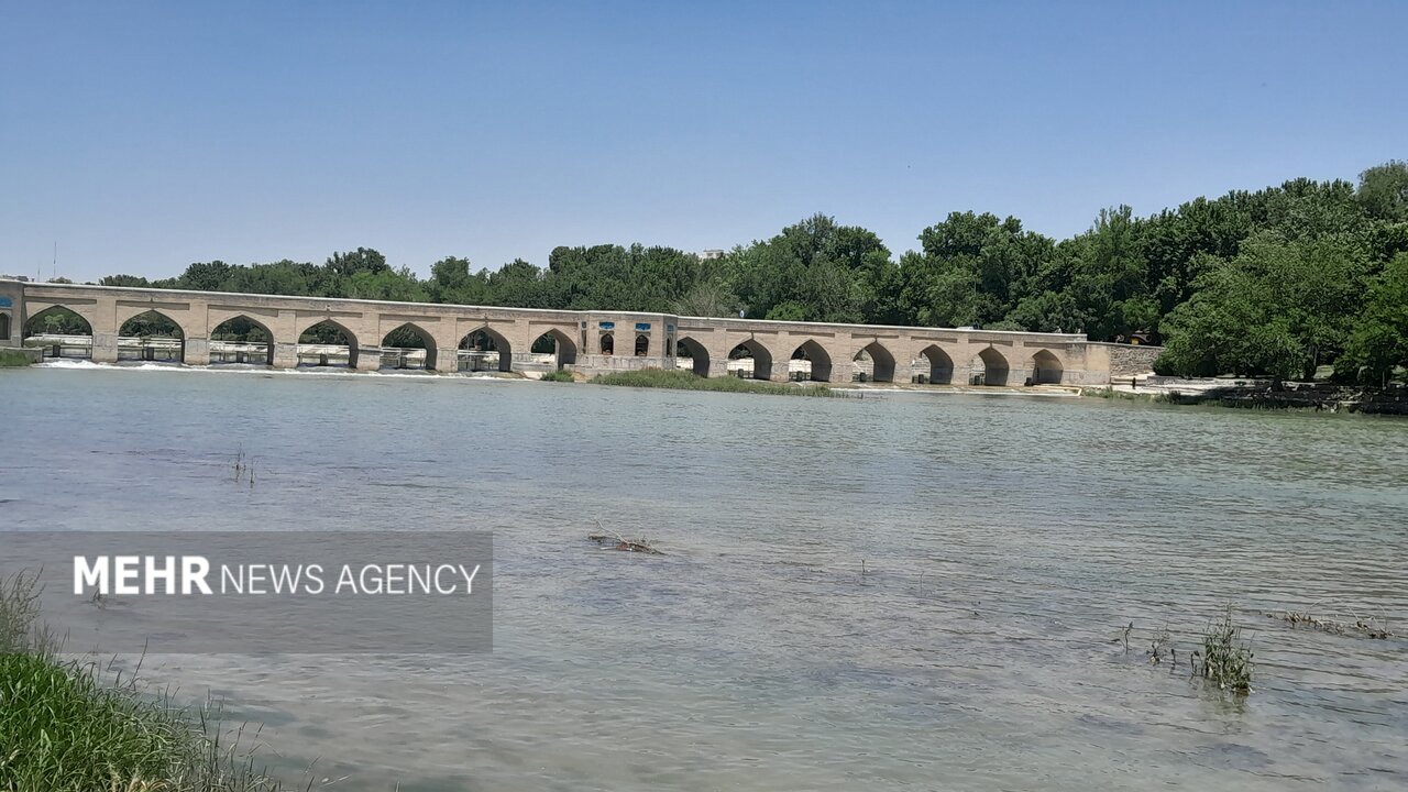 هوای اصفهان قابل قبول است؛ ۳ منطقه در وضعیت قرمز و نارنجی