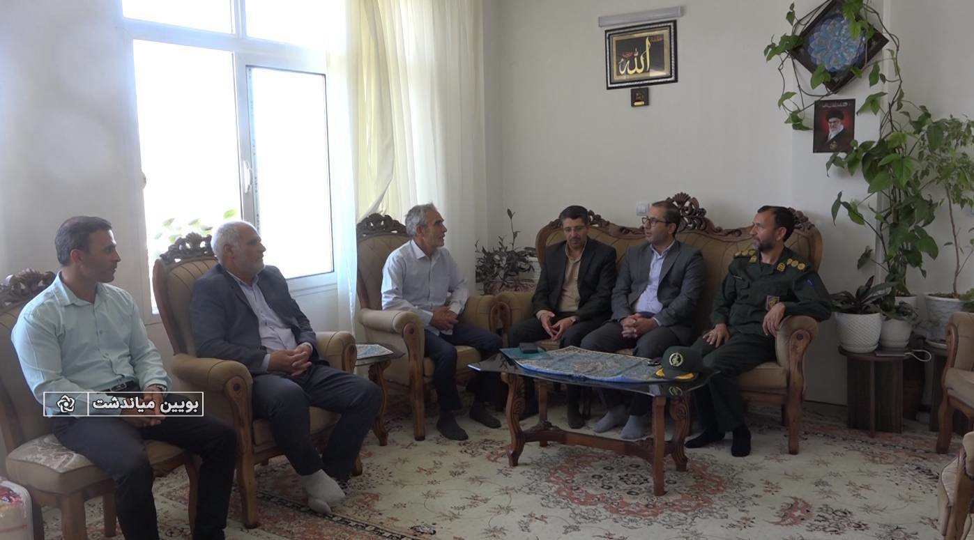 دیدار جمعی از مسئولان شهرستان بویین میاندشت با جانبازان