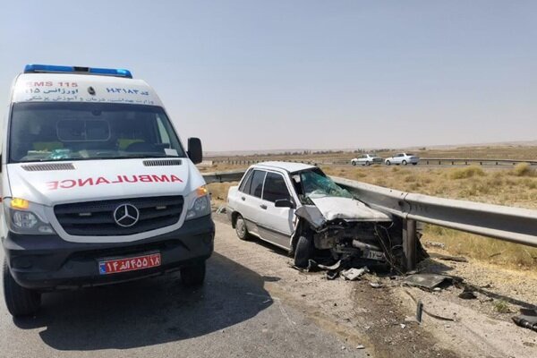 ۳ حادثه رانندگی در اصفهان ۱۲ مصدوم داشت