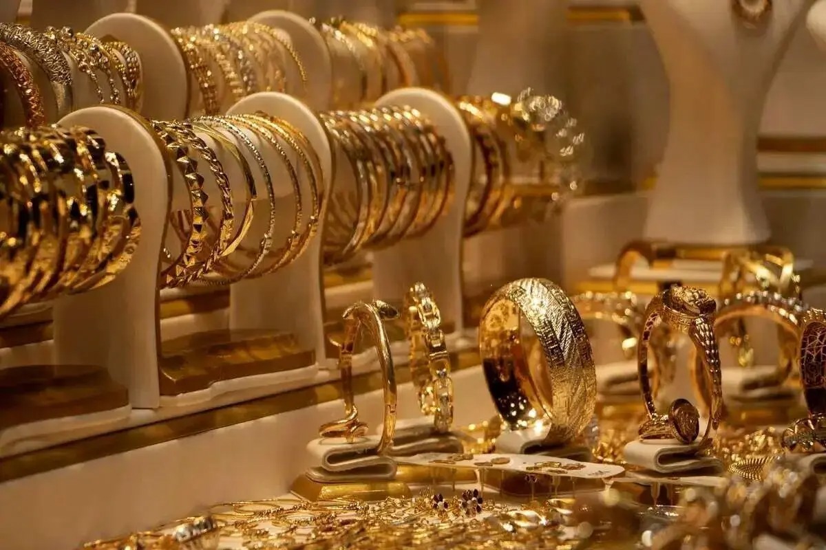 طلای ۱۸ عیار از ۲۳.۵ میلیون تومان عبور کرد