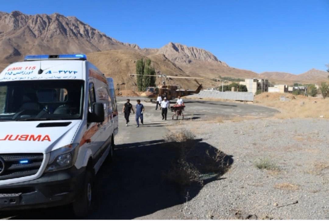 انتقال بیمار قلبی با بالگرد از فریدونشهر به بیمارستانی در اصفهان