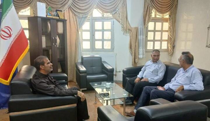 بخشدار ارم: نوسازی و پایدارسازی زیرساخت فیبر نوری تسریع شود