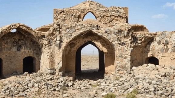 ثبت سند مالکیت کاروانسرای ده‌زیره به نام میراث فرهنگی