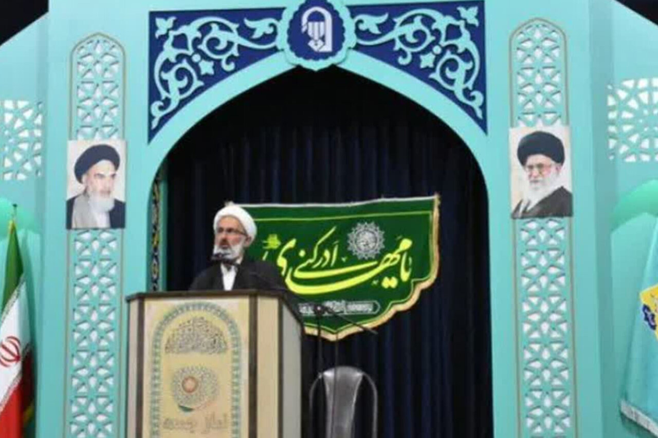 حفظ وحدت ملی از الزامات مقابله با تهدیدات دشمنان است