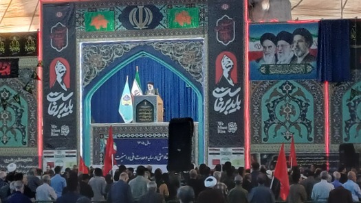 تأکید امام‌جمعه موقت اصفهان بر  تلاش مضاعف مسئولان برای کاهش مشکلات معیشتی مردم