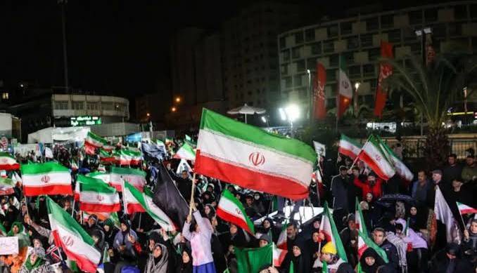 کیهان: «ملت مبعوث‌شده» درد مشترک ترامپ و غربگرایان است