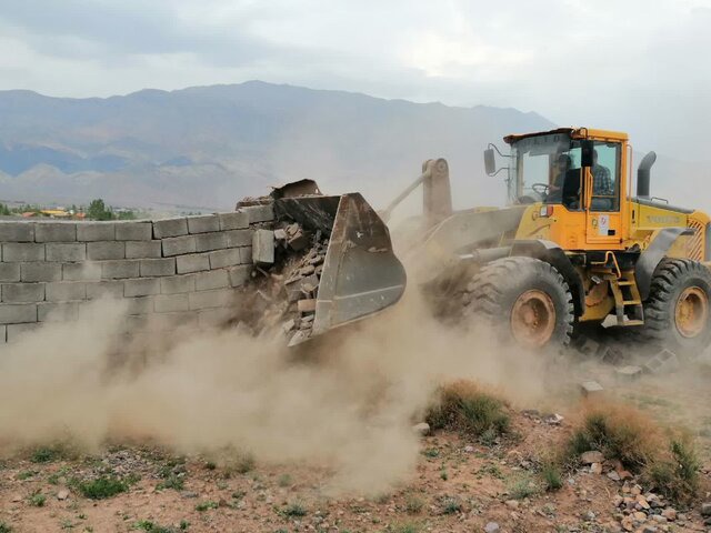 رفع تصرف از نزدیک به ۸۰ هزار مترمربع اراضی ملی و دولتی در اصفهان